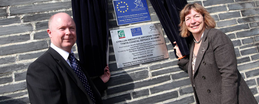 Jones Bros’ coastal defence work hailed by minister