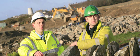 Jones Bros gives £100 boost to community’s Diamond Jubilee celebrations