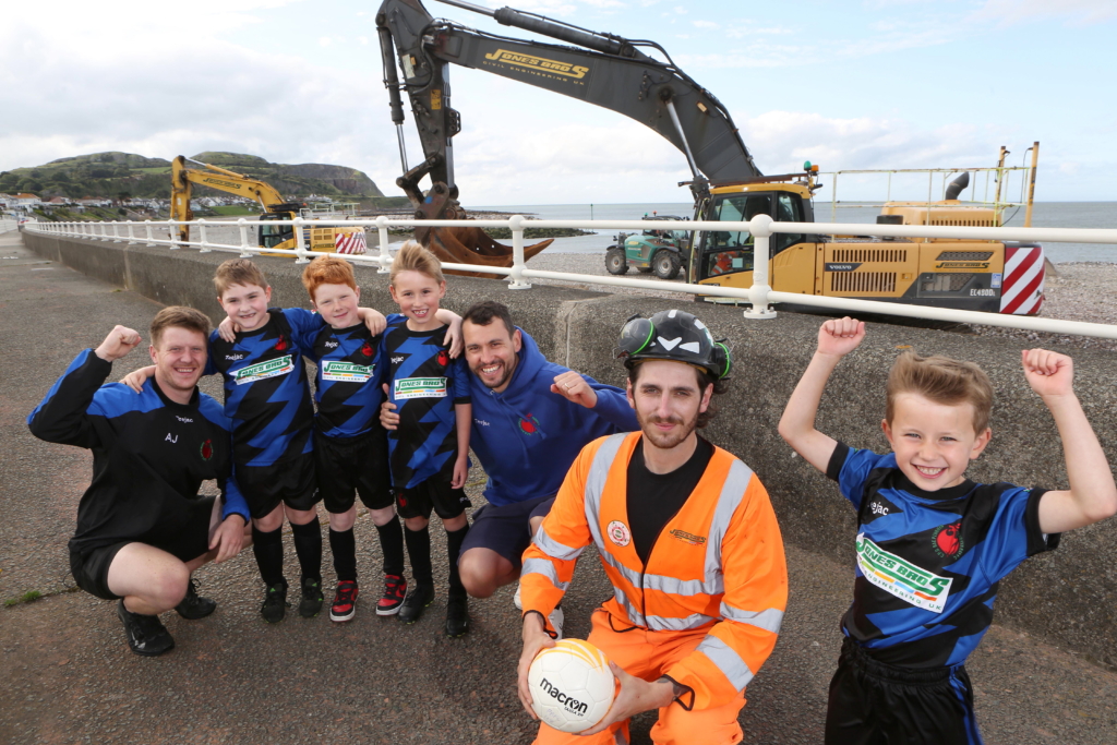 Match of the Bay! Jones Bros sponsors Penrhyn junior football team
